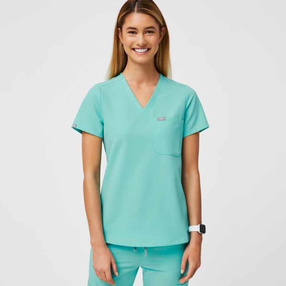 FIGS Catarina/Yola (Fresh Aqua) - Top and Bottom